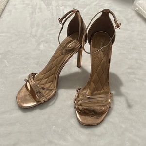 Rose Gold heels 👡👑